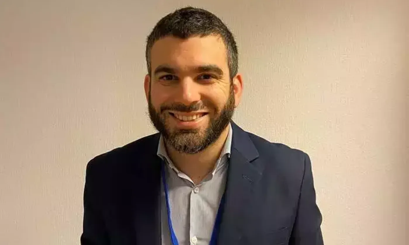 ©Pierre M. Delpu/Passés Composés